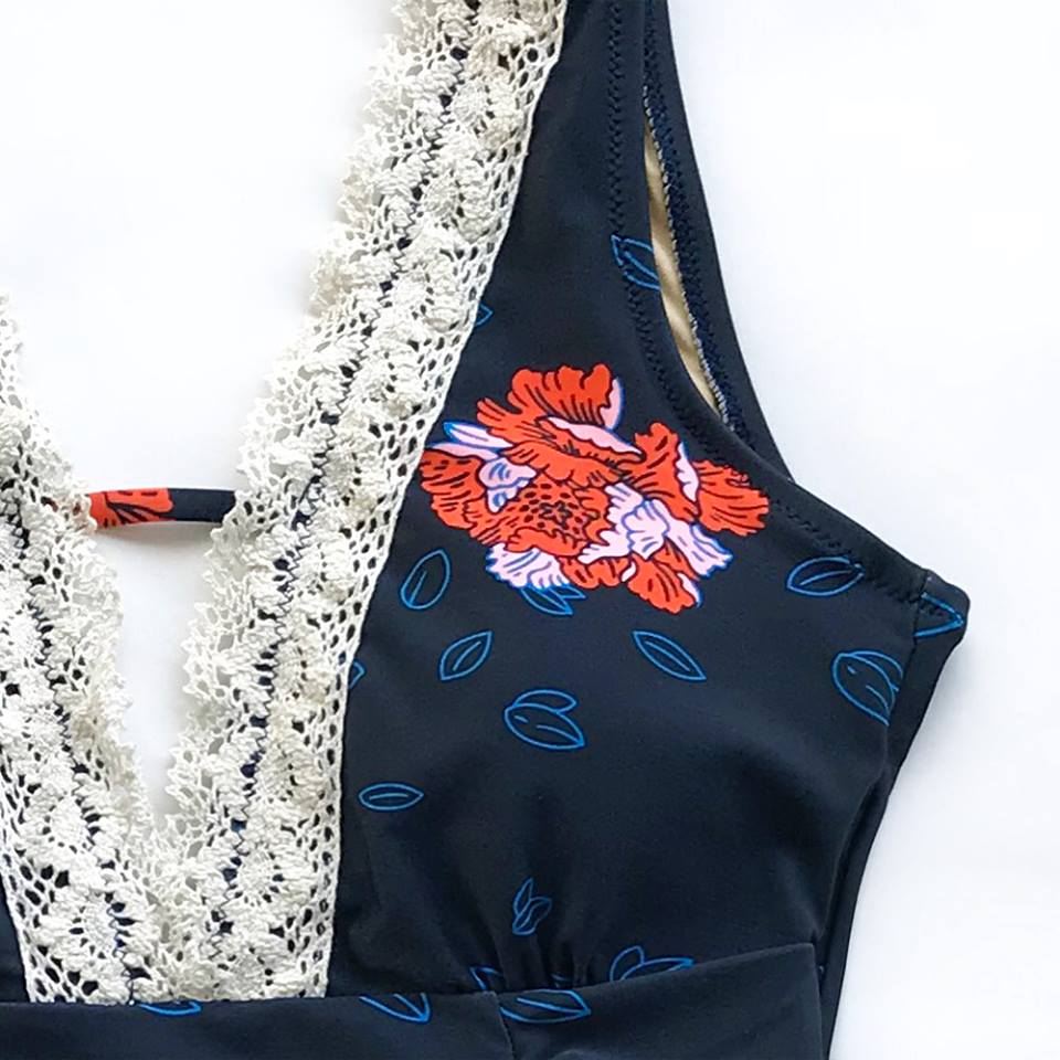 moonlight shadow zoom