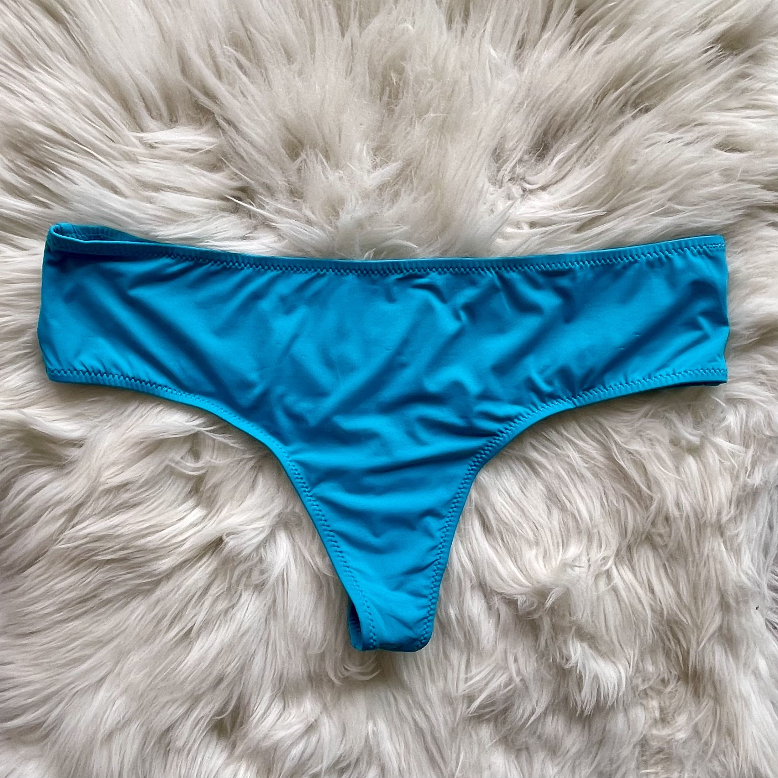 8FD824D9-B694-436B-B916-7ABC7C2701B3